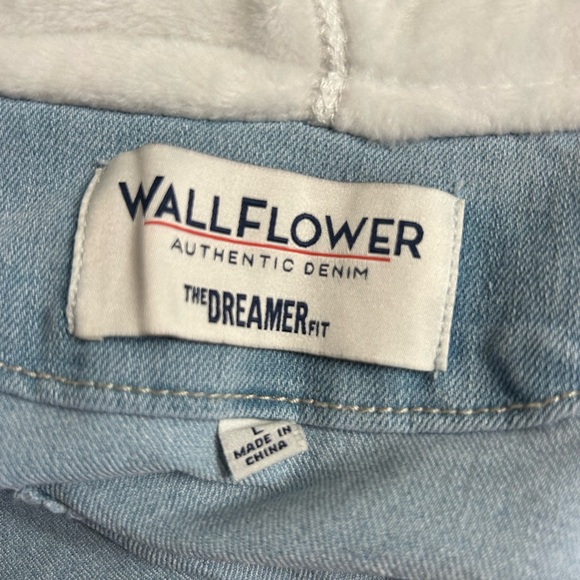 Wallflower Hooded Denim Jacket-The Dreamer Fit - Picture 9 of 10